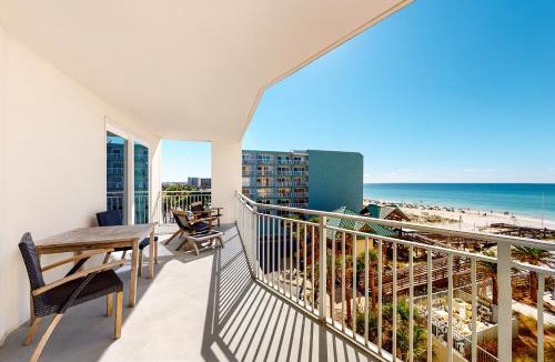 Fort Walton Beach House | Spacious gulf-front condo with resort amenities - near restaurants