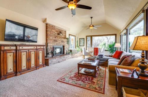 Manitou Springs House | Spacious Manitou Home w/Views in Central Location