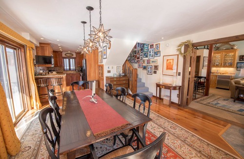 Mount Crested Butte Condo | Spacious ski in double condo prime base area location by Mountaineer Square.