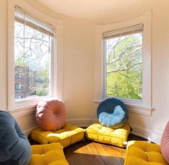 East Walnut HIlls Apartment | Spacious Studio Central Locale
