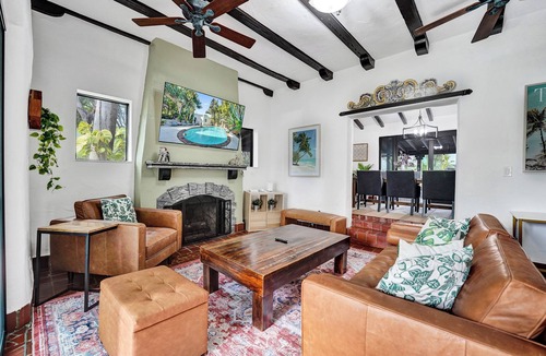 South Lake House | Spanish 5 Bedroom Pool House Minutes to the Beach