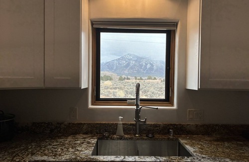 El Prado House | Spectacular mountain views from this near new home