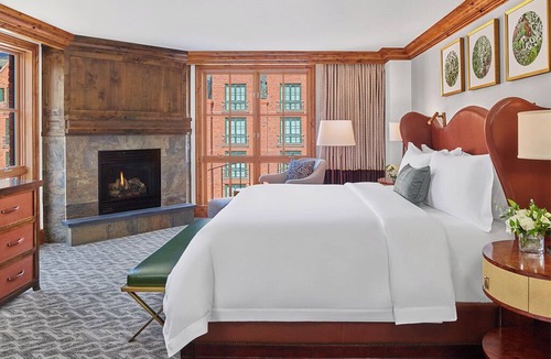Downtown Hotel | St. Regis 3 Bedroom 3 Bathroom Residence Aspen