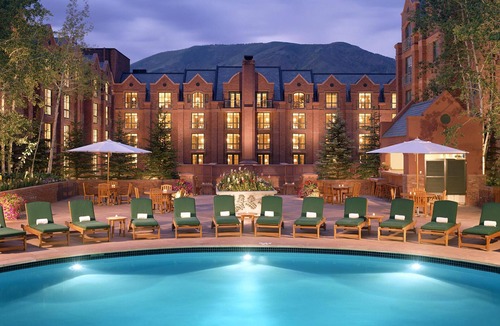 Downtown Apartment | St Regis, Pet Friendly Luxury, meticulously maintained to St. Regis standards