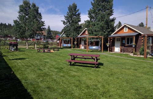 Twin Lakes Cabin | Stay Twin Lakes Cabin 1