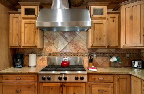 Steamboat Springs Villa | Stone Creek Lodge, a stunning log home with a game room, private hot tub, Gigabit internet, more!
