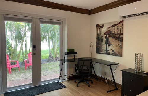Greenview Shores Apartment | Studio in the heart of Wellington, 3 miles from the Polo Club and WEF