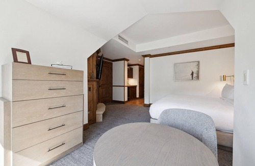 Downtown Resort | Studio/Residence, Aspen-Core, Hot Tub-Heated pool!