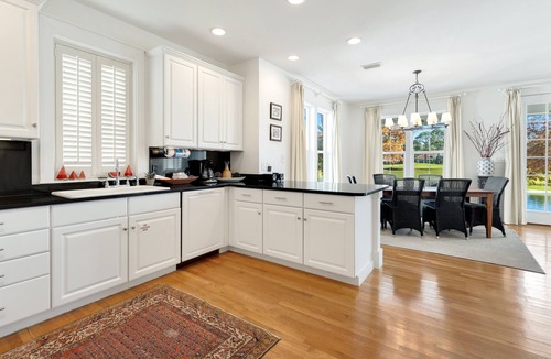 Laurel Grove House | Stunning Pet Friendly Home Ravens Run
