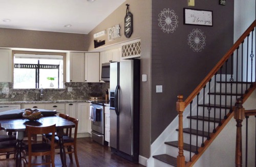 Aurora House | Stylish 3BR Aurora Home w/AC Near Denver & DIA