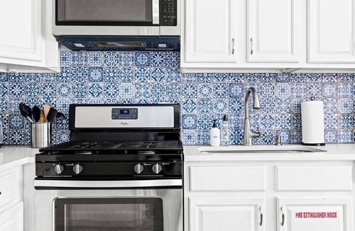 West Colfax Apartment | Stylish Sanctuary | King Bed | Sloans Lake | 30Day