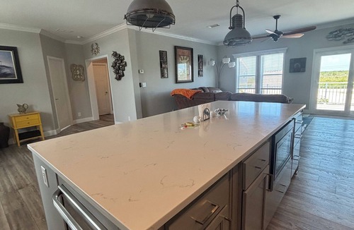 Sugarloaf Shores House | Sugarloaf Key - Beautiful 3-bedroom house on a canal with a boat lift!
