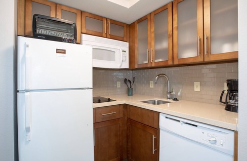 Dupont Apartment | Suite w/Full Kitchen Near DEN | Free Breakfast!