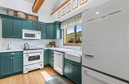 Downtown Park City House | Summer Cottage by InvitedHome | Downtown, Private Yard, Hot Tub, Central AC