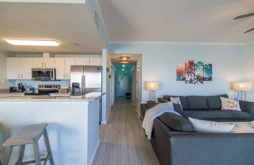 Pensacola Beach Condo | ☆ SUMMER RENTAL ☆ South Harbour 2BR ~ Across from Boarwalk ~ Panoramic View