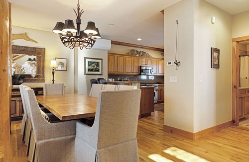 Edwards House | *Summer Sale* Bachelor Springs 44 -Luxury Retreat - Great For Couples & Families