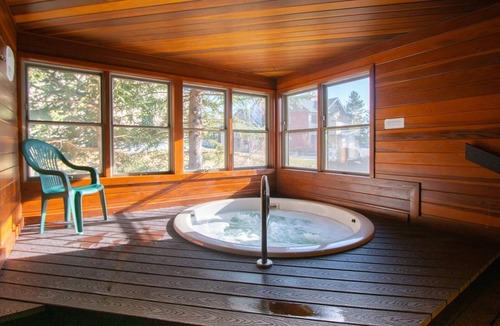 Steamboat Springs Apartment | Sunburst Condominiums - 1 Bedroom Loft