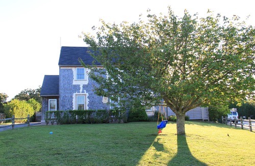West of Town Apartment | SUNNY second floor 2BD, 2BT