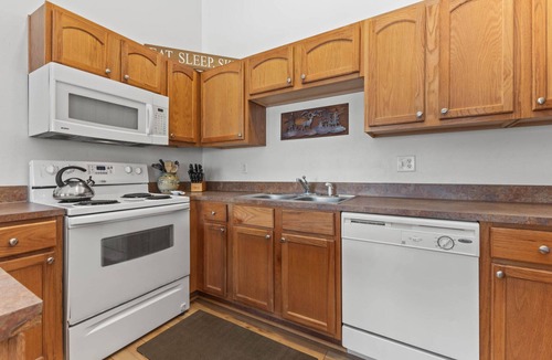 Steamboat Springs Condo | Sunray Meadows 607 - Great Prices, Private Washer/Dryer, Garage