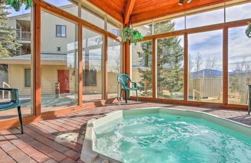 Wildernest Condo | Sunshine and views of Breckenridge and Keystone in a large (1100 sq ft) space!