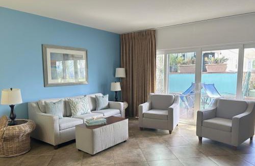 Lauderdale-by-the-Sea Apartment | Surf Rider Resort