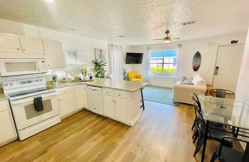 Panama City Beach House | Surfside Serenity@Bidawee! 1 Block from Prvt Bch Access and Peek-A-Boo Gulf View