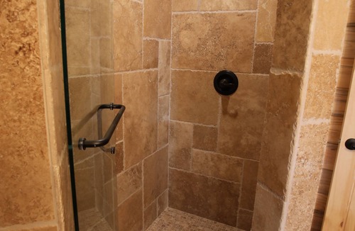 Hatch Apartment | Tack Room Studio on 280 acre Sevier River Ranch - 1 King and 2 Twin Beds