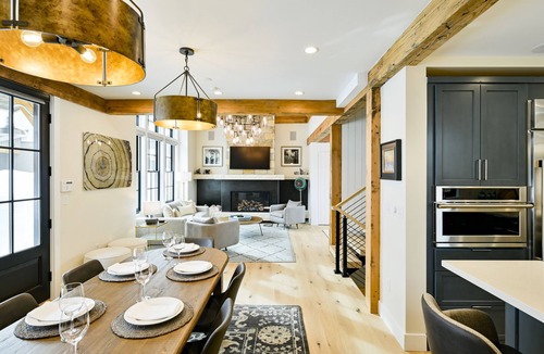 Crested Butte Cottage | The Alley Bundle at Academy Place Private Hot Tub