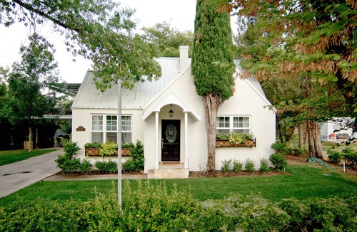 La Verkin House | The Ardella Cottage - Charming escape near Zion National Park