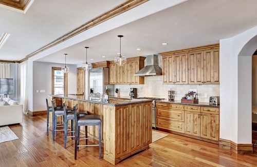 Vail Hotel | The Arrabelle, A RockResort, by Vail Resorts