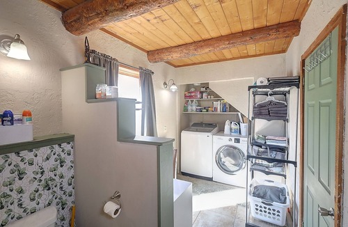 Red River Apartment | The Candy Cabin