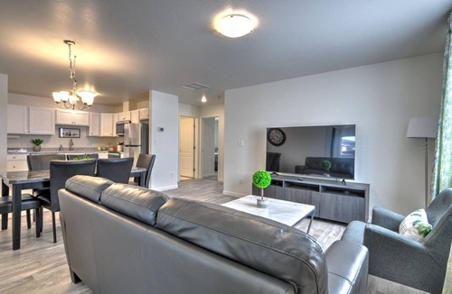 Grand Junction House | The Charming GJ Townhome. Pet-Friendly!