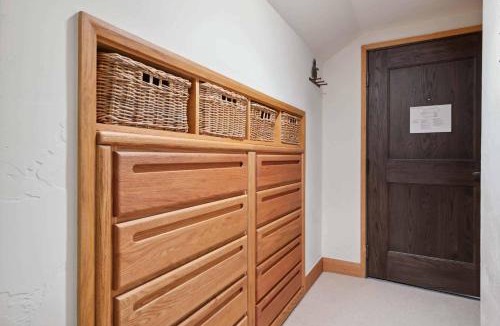Beaver Creek Hotel | The Charter at Beaver Creek E435