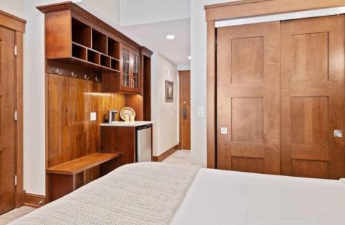 Beaver Creek Hotel | The Charter at Beaver Creek G135
