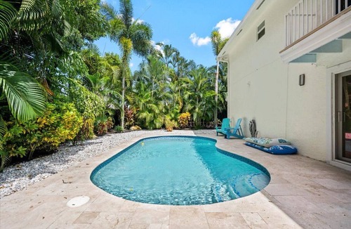 Delray Beach House | The Delray Social Club- Luxury 6BR Pool Retreat