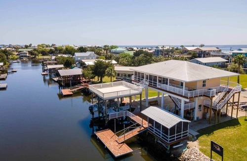 Keaton Beach House | The Flamingo House at Keaton Beach - Deep Water Canal Access