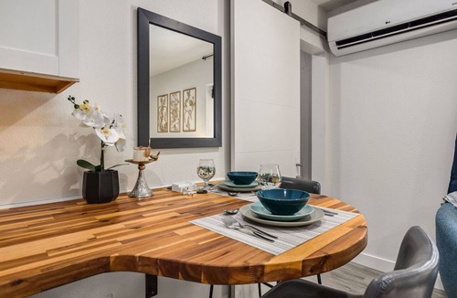 University Park Apartment | The Fox Den in Old Town! Pool, Sauna & Game Room
