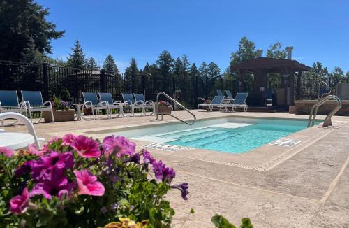 Cloudcroft Hotel | The Lodge at Cloudcroft