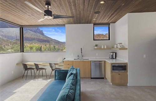 Zion National Park South Entrance Apartment | The Loft at Zion Summ