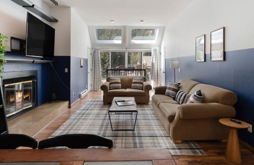 Eagle-Vail House | The Nest at Eagle Vail Near Beaver Creek Shuttle