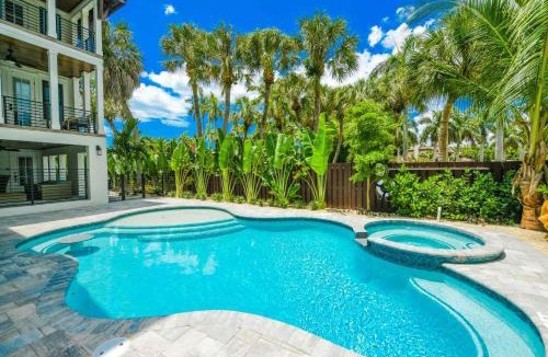 Saint Armands Key House | The Shore House
