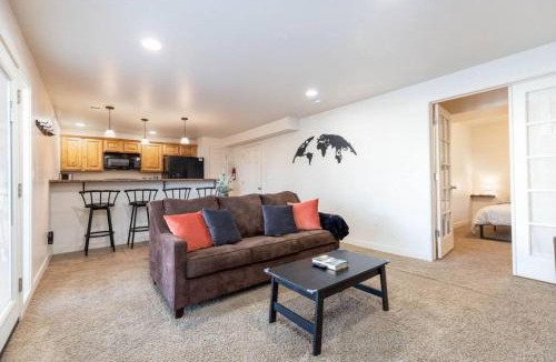 Cottonwood Heights House | The Shredder's Shanty - Close to Ski Resorts