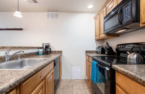 Cottonwood Heights House | The Shredder`s Shanty - Close to Ski Resorts!