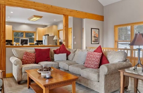 Quandary Village House | The Summit at 11 15 Min to Breck Private Hot Tub Views Sauna Game Room
