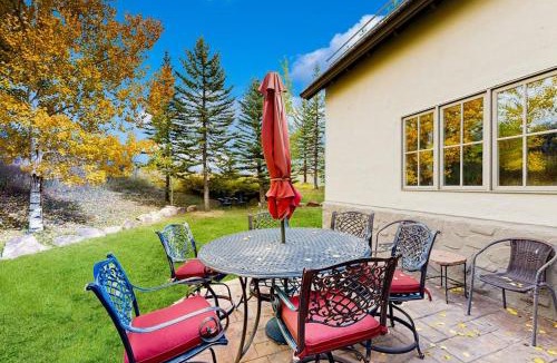 Cordillera House | The Timberline Escape