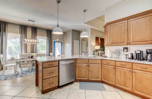 La Verkin House | The Ultimate Home Base Away From Home - Hot Tub - 23 min to Zion NP