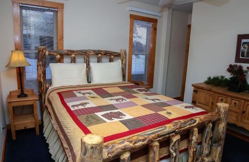 Estes Park Ski Chalet | Timber Creek Chalets- 9 chalet