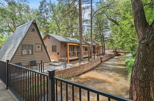 Colorado Springs Cabin | Timber Lodge Cabin 21
