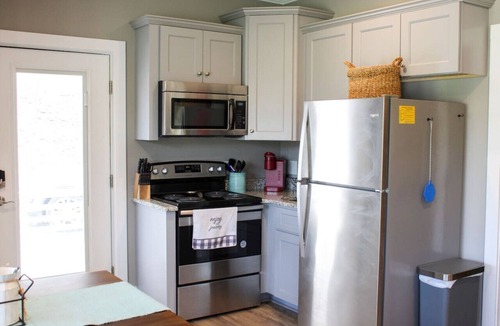 West Jefferson House | Tiny 2br Cabin w/View | Grill | Fire Pit #4