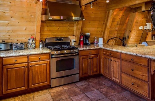 Brian Head Cabin | Tons of space for all the family reunion this summer!